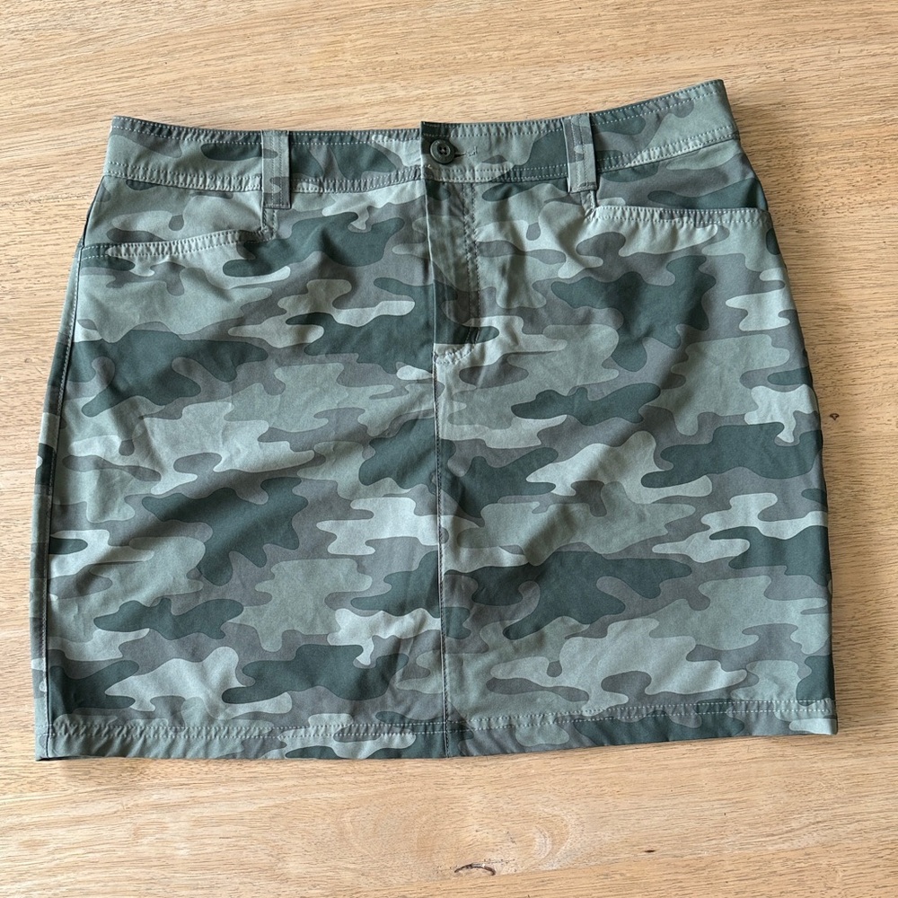Eddie Bauer Green Camouflage Mini Skirt